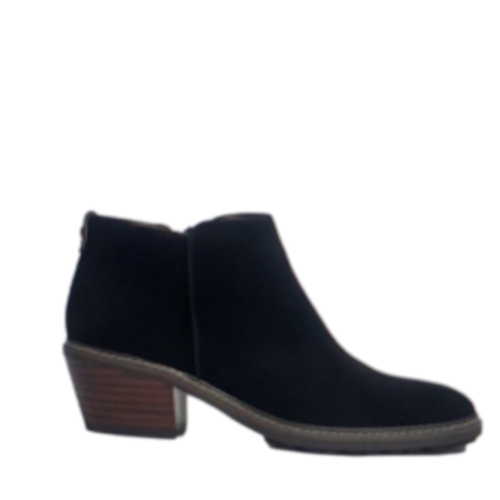 NWT Sam Edelman Black Round Toe Suede Ankle Boots 10.5